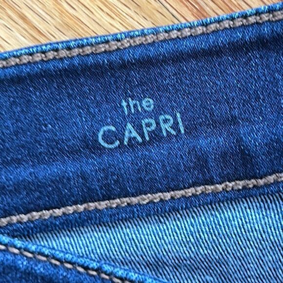 Liverpool Cuffed Capris, Dark Wash, Size 4 - Picture 4 of 7